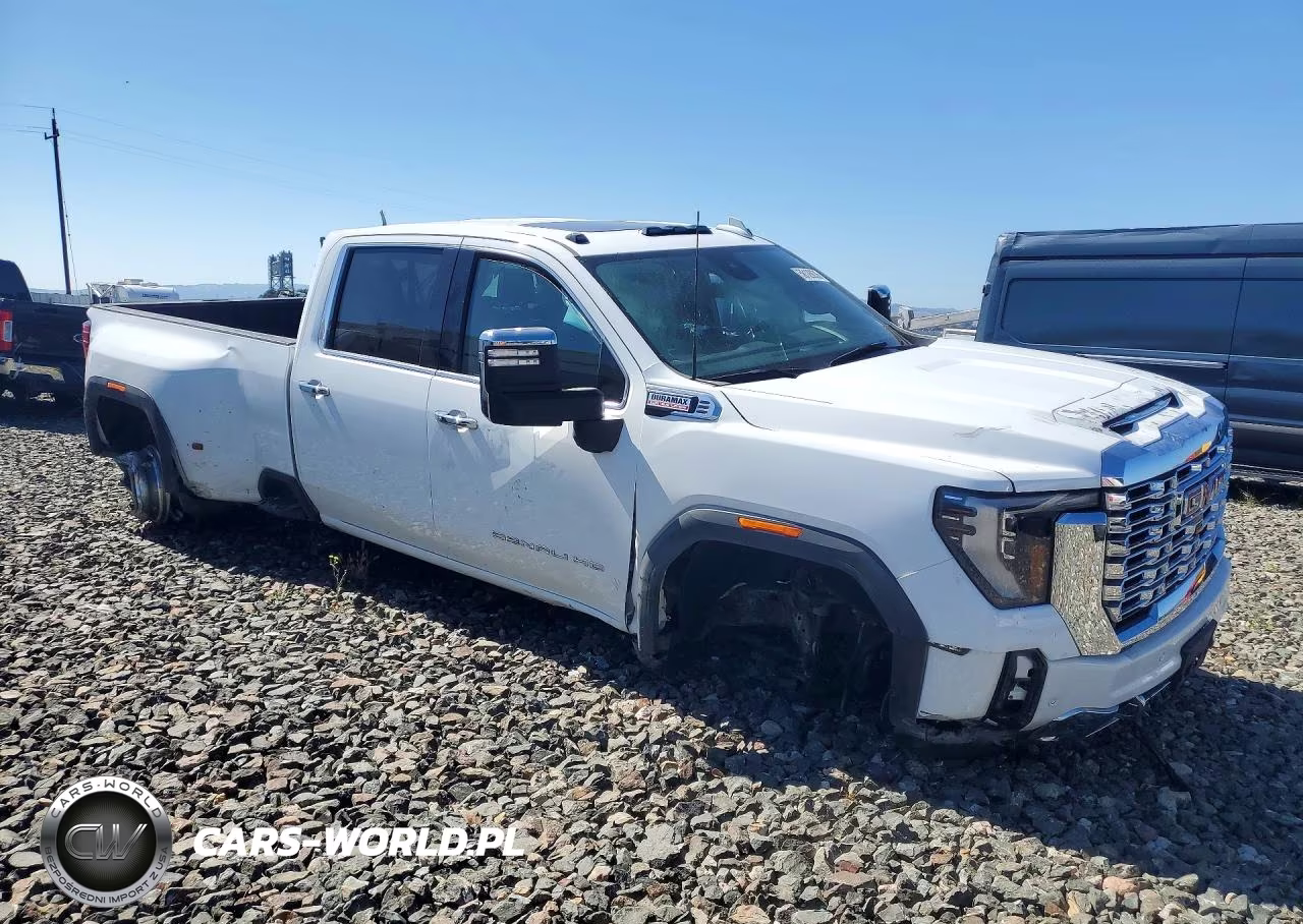 2025 GMC Sierra K3500 Denali VIN:1GT4UWEY8SF100905 - 4