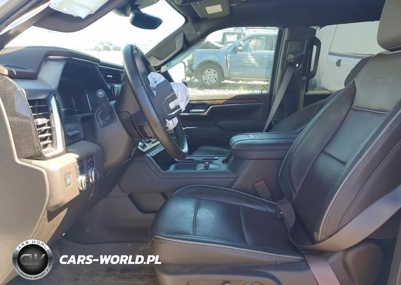 2025 GMC Sierra K3500 Denali VIN:1GT4UWEY8SF100905 - 7