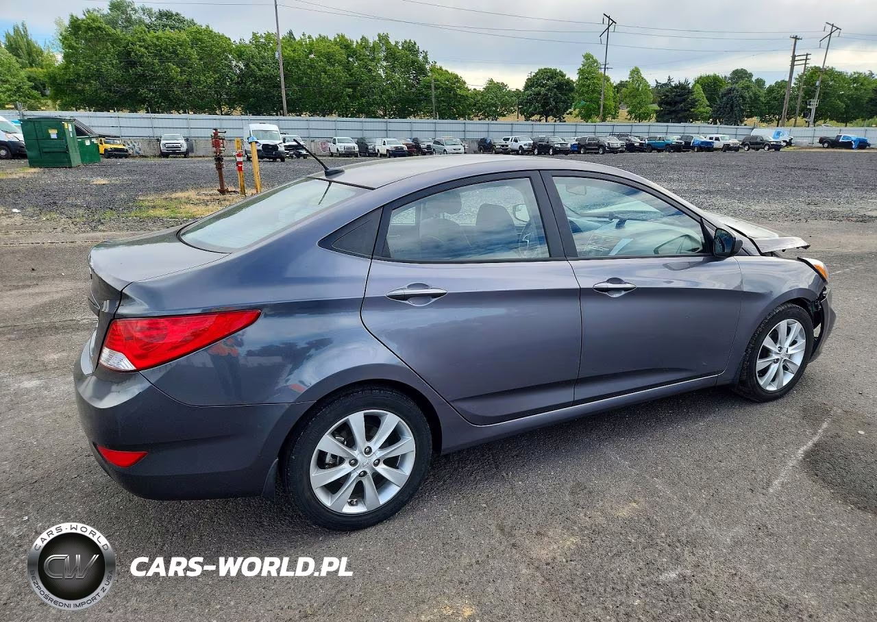 2014 Hyundai Accent Gls VIN:KMHCU4AE9EU769109 - 3