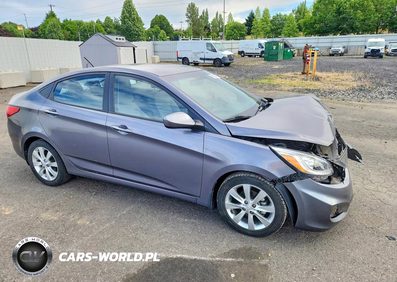 2014 Hyundai Accent Gls VIN:KMHCU4AE9EU769109 - 4