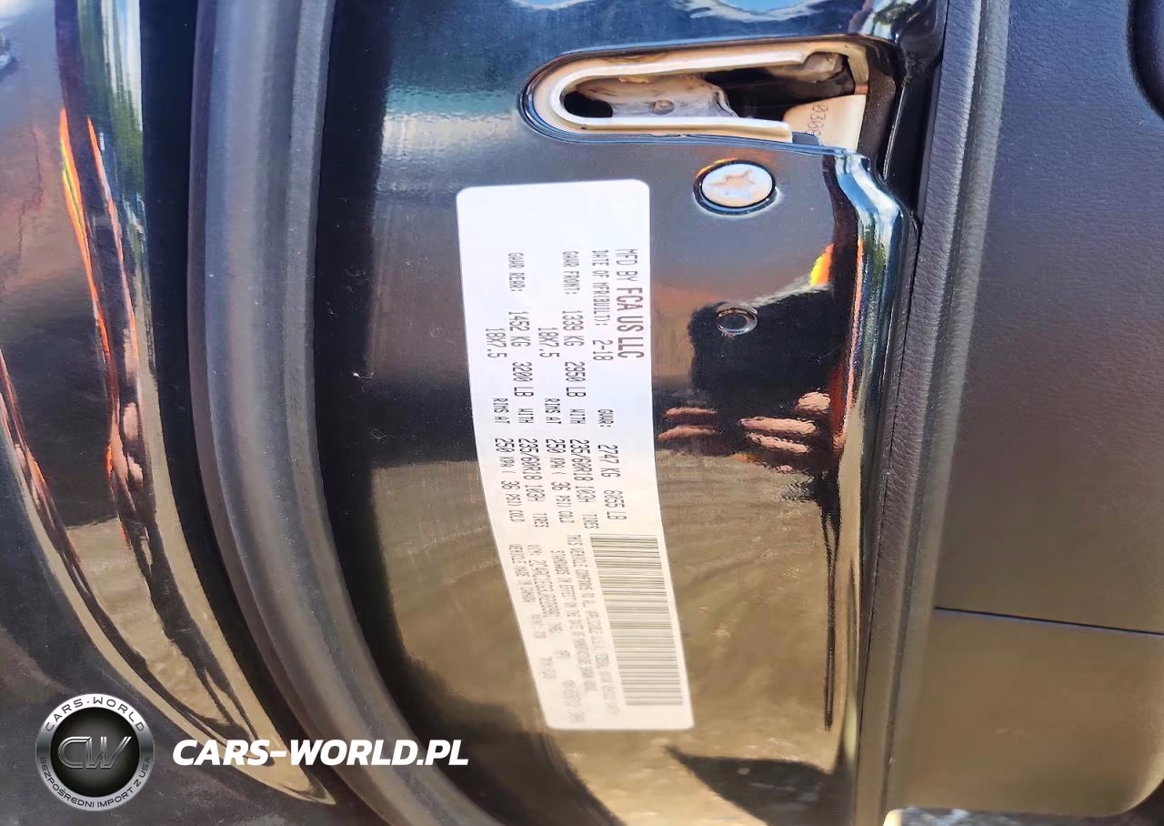 2018 Chrysler Pacifica Touring L Plus VIN:2C4RC1EG3JR228981 - 14
