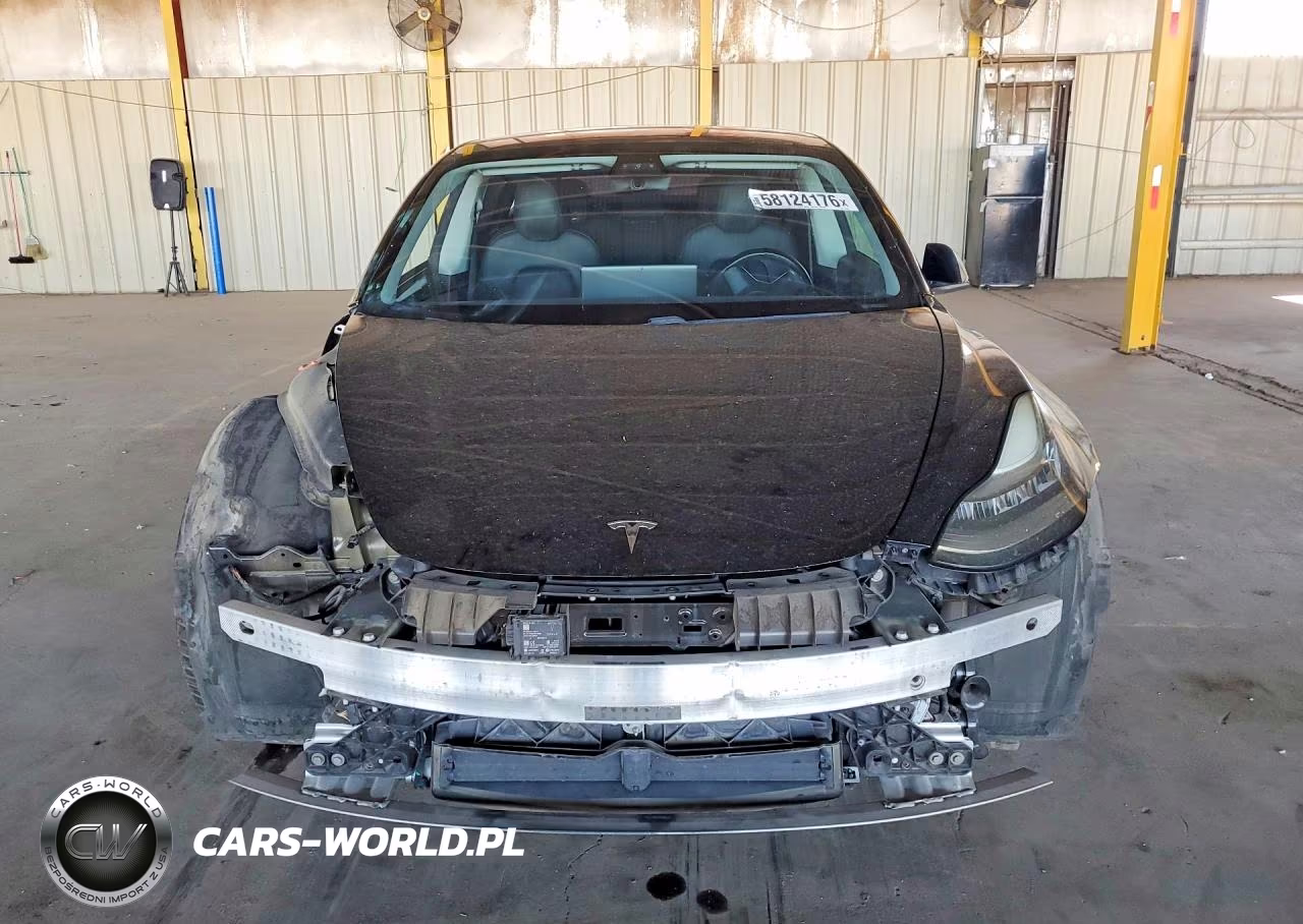 2019 Tesla Model 3 VIN:5YJ3E1EA3KF306068 - 5