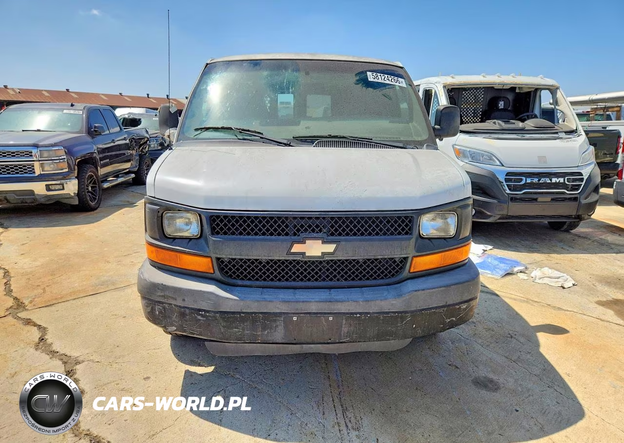 2011 Chevrolet Express 2500 Delivery Van VIN:1GCWGFCA9B1187054 - 5
