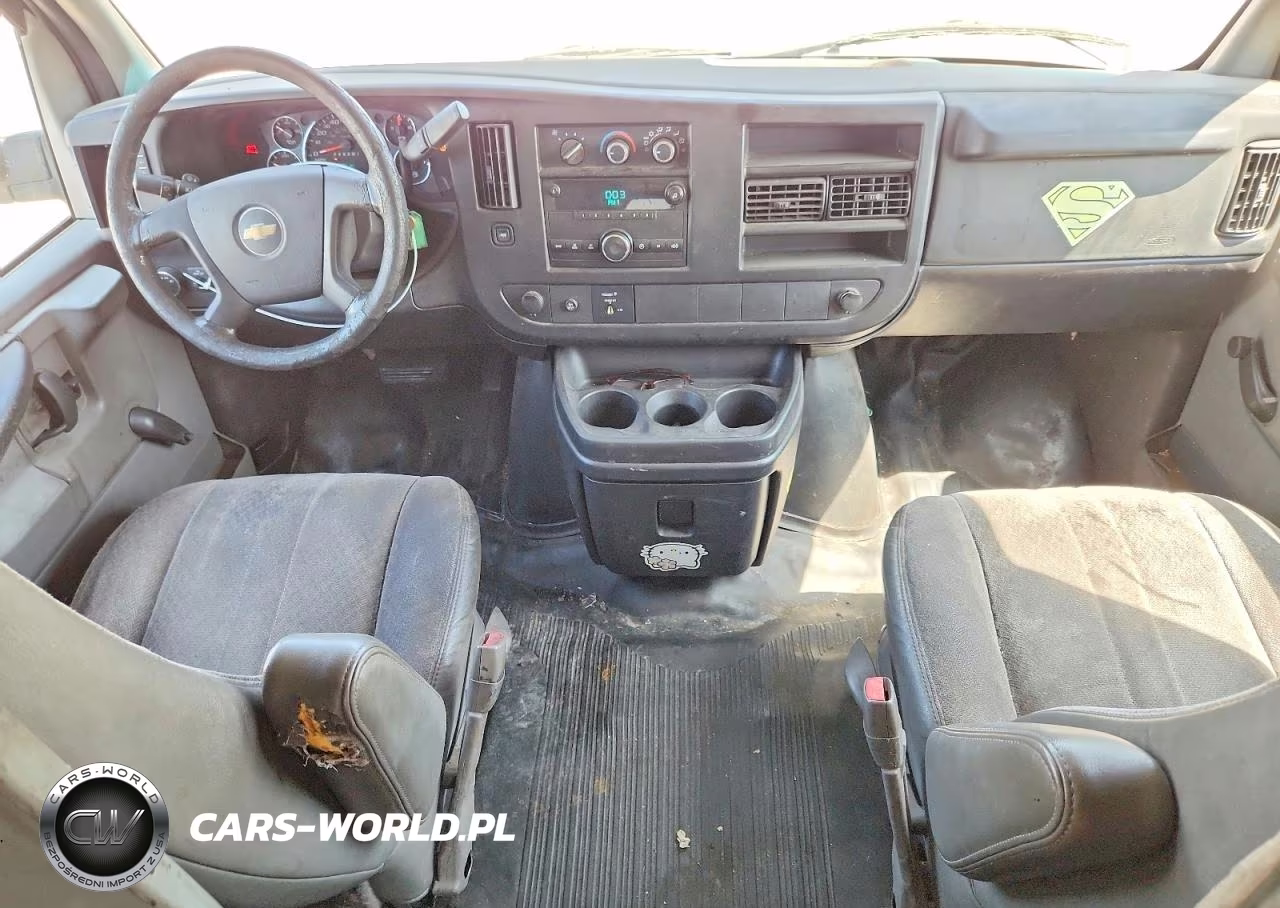 2011 Chevrolet Express 2500 Delivery Van VIN:1GCWGFCA9B1187054 - 8