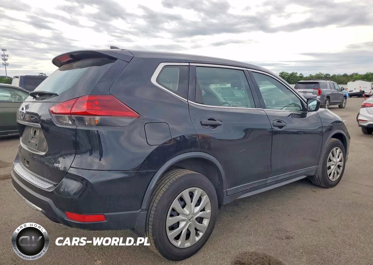 2019 Nissan Rogue S VIN:5N1AT2MV6KC817998 - 3