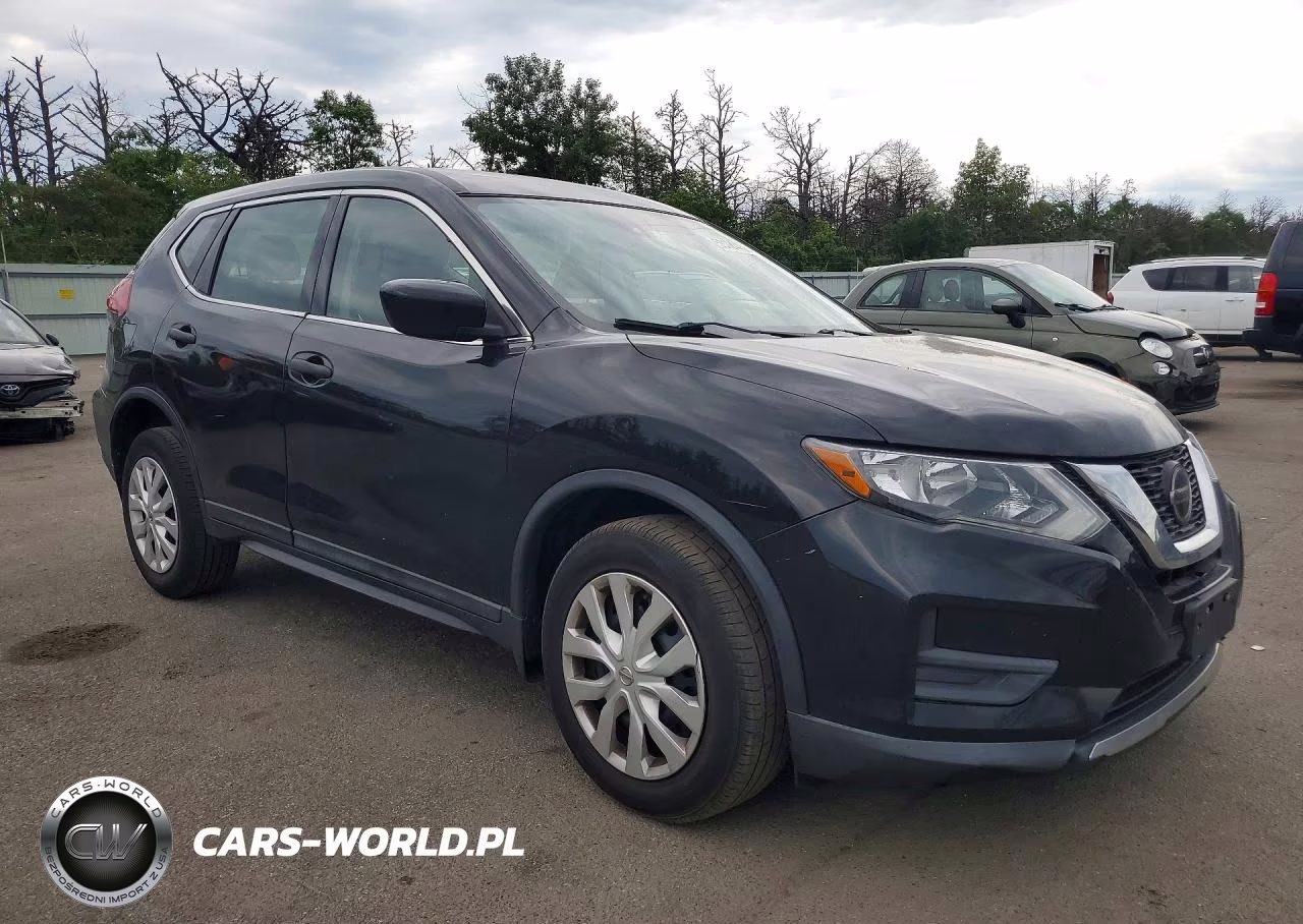 2019 Nissan Rogue S VIN:5N1AT2MV6KC817998 - 4