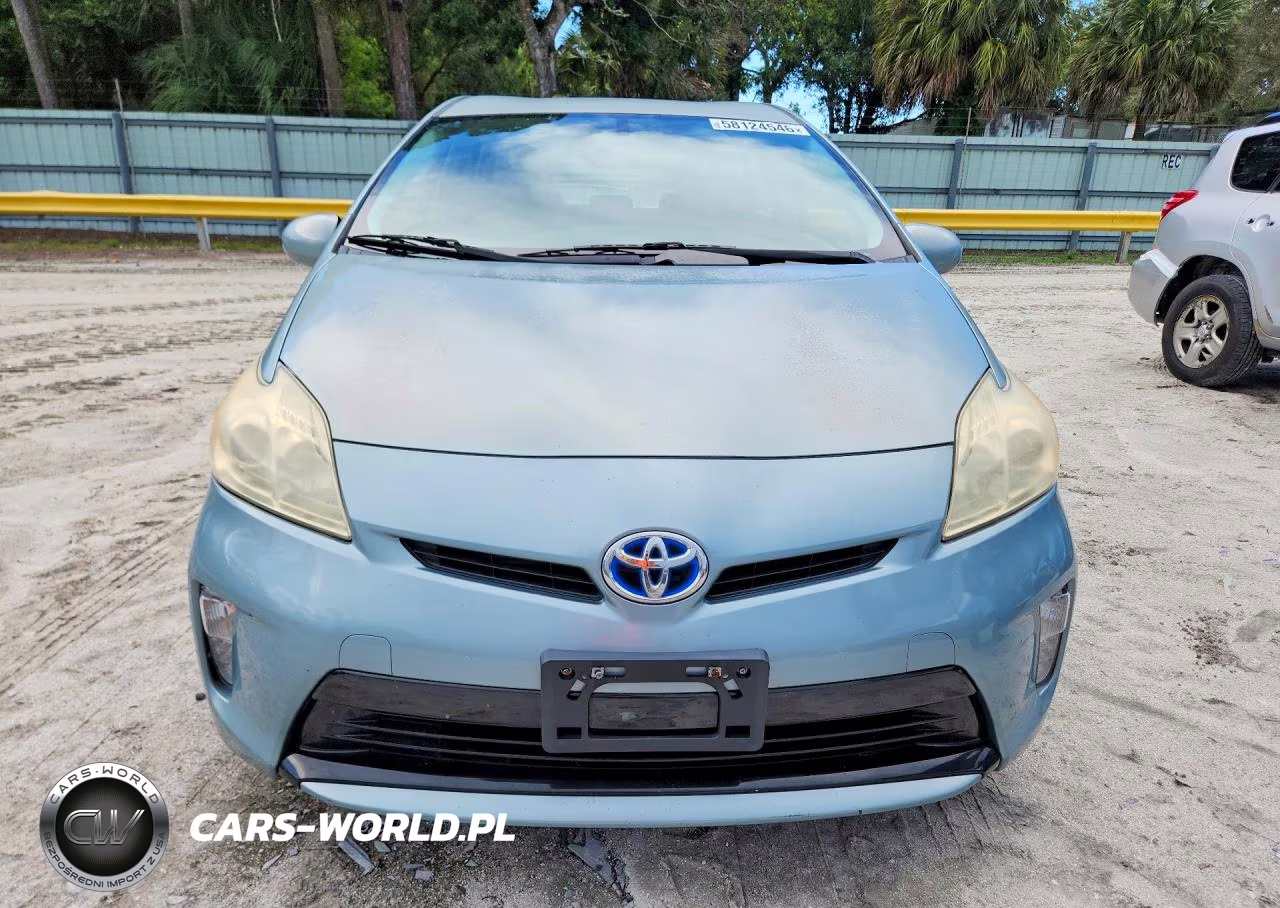 2013 Toyota Prius Four VIN:JTDKN3DU3D1729733 - 5