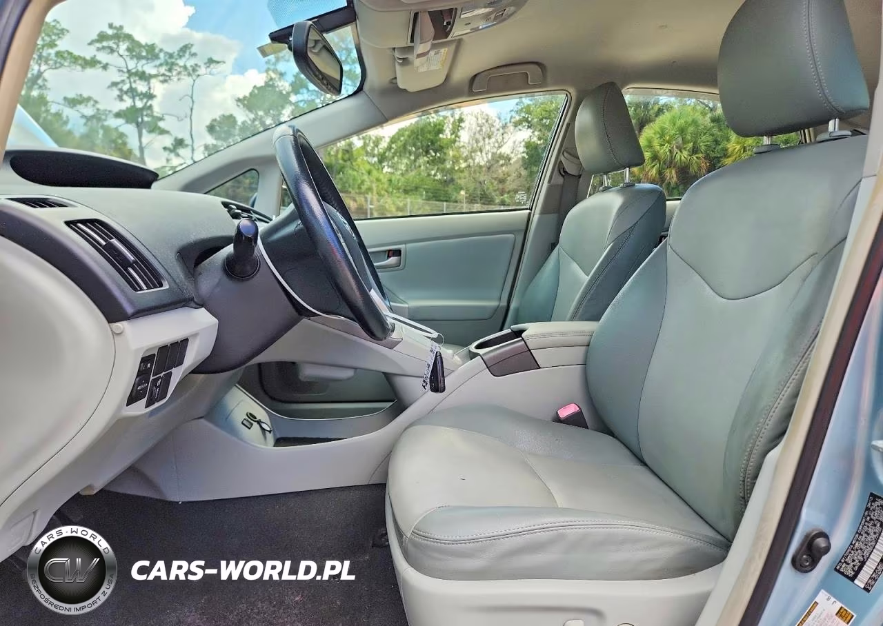 2013 Toyota Prius Four VIN:JTDKN3DU3D1729733 - 7