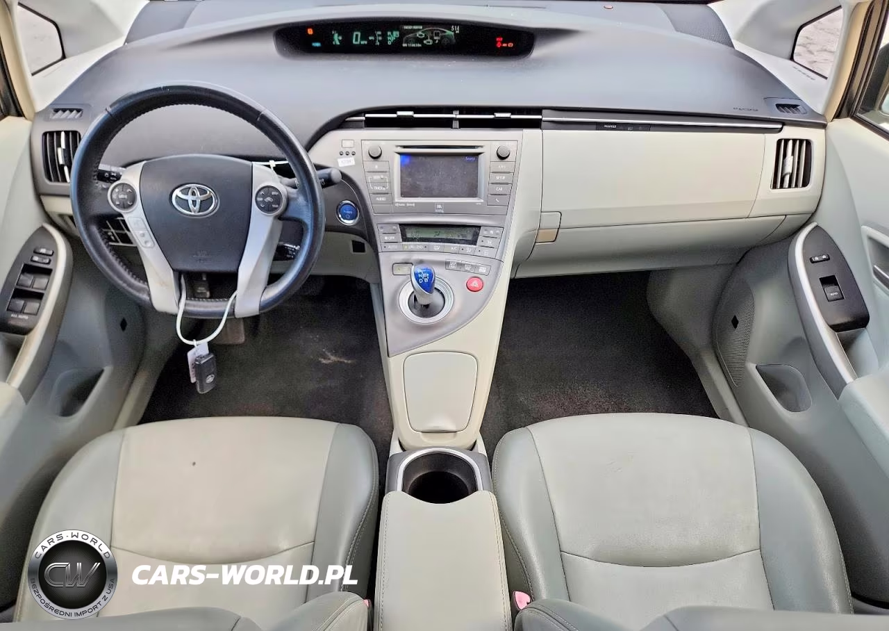 2013 Toyota Prius Four VIN:JTDKN3DU3D1729733 - 8