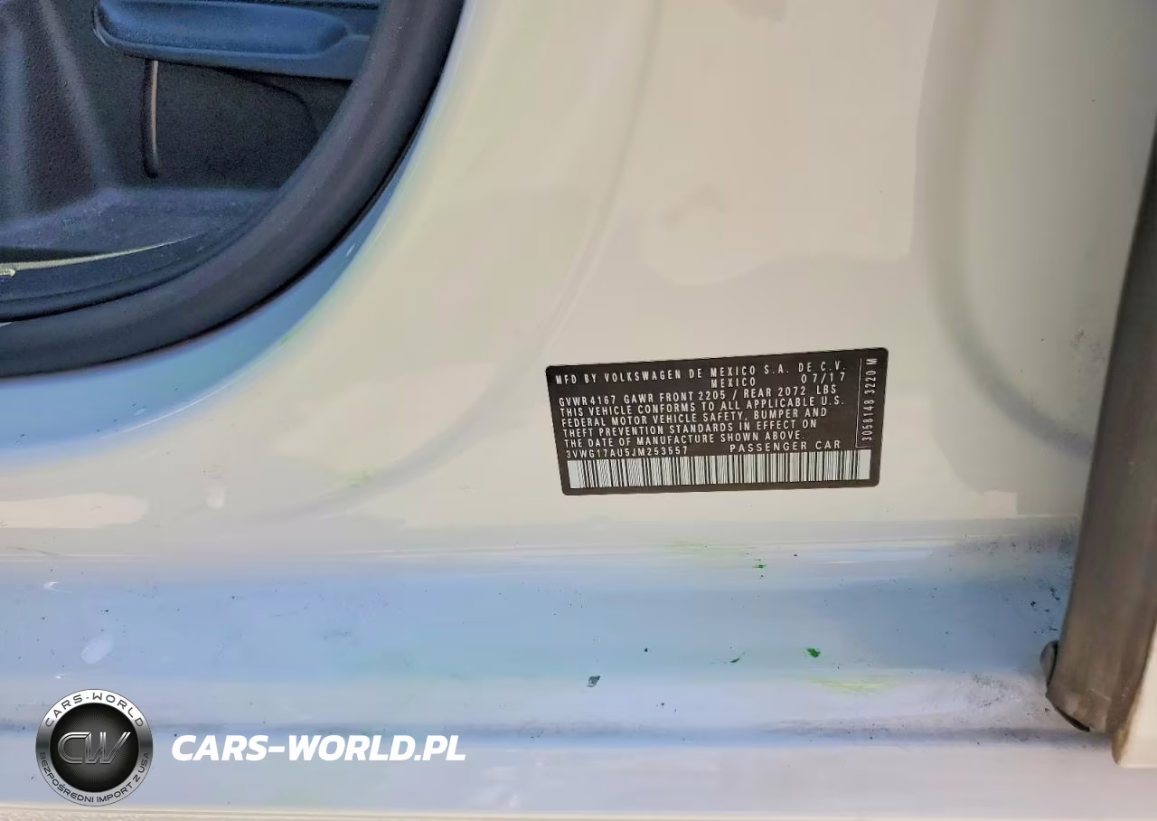 2018 Volkswagen Golf S VIN:3VWG17AU5JM253557 - 14