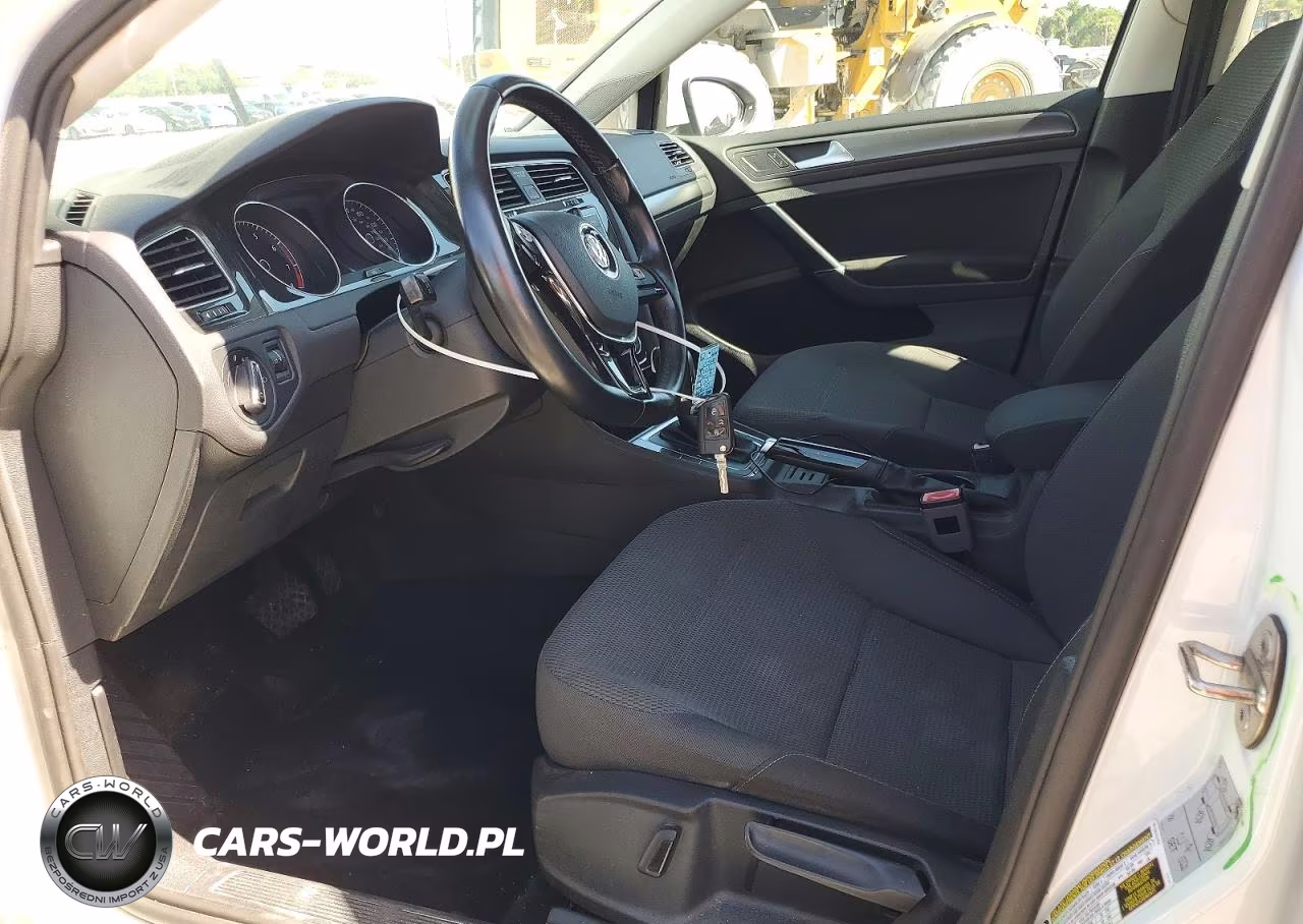 2018 Volkswagen Golf S VIN:3VWG17AU5JM253557 - 7