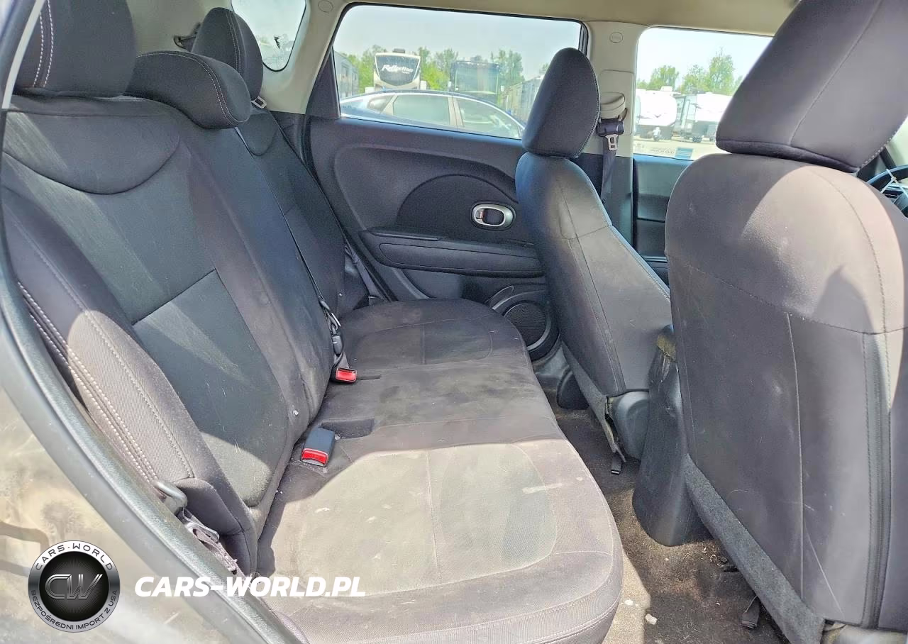 2015 Kia Soul Base VIN:KNDJN2A21F7123890 - 10