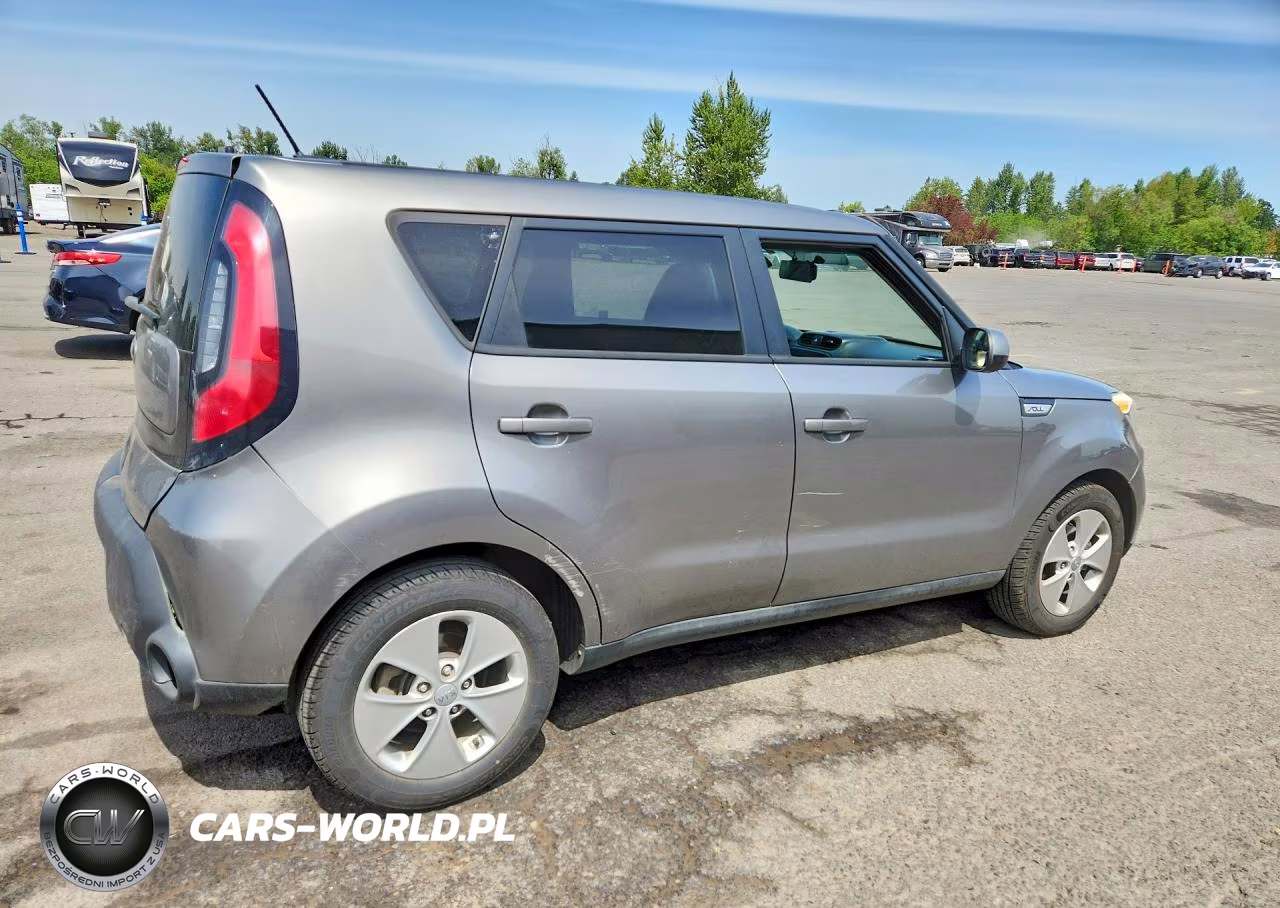 2015 Kia Soul Base VIN:KNDJN2A21F7123890 - 3