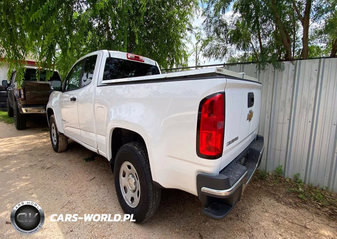 2018 Chevrolet Colorado VIN:1GCHSBEA1J1147708 - 3