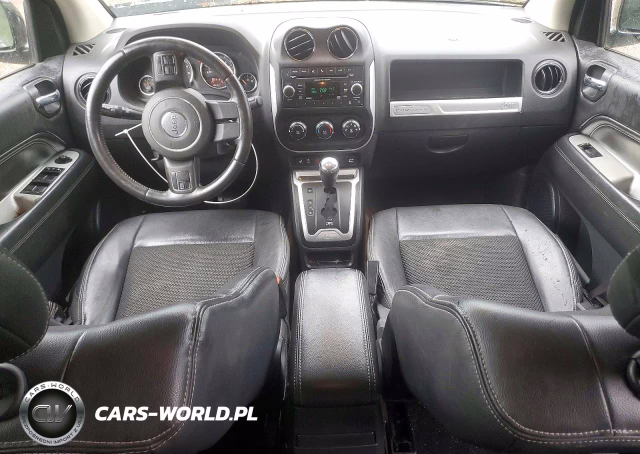 2014 Jeep Compass Latitude VIN:1C4NJDEB3ED530824 - 8