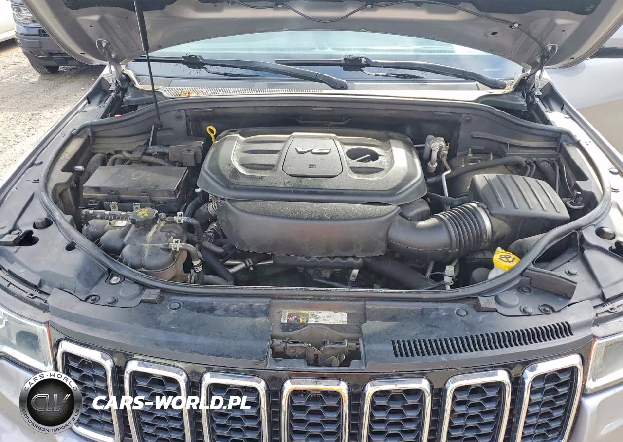 2018 Jeep Grand Cherokee Laredo VIN:1C4RJFAG4JC174947 - 12