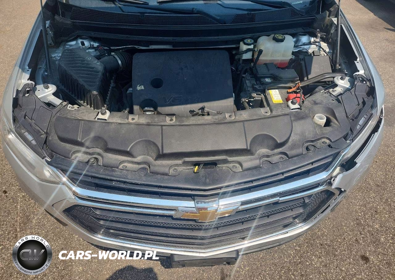 2018 Chevrolet Traverse Ls VIN:1GNEVFKW0JJ225940 - 12