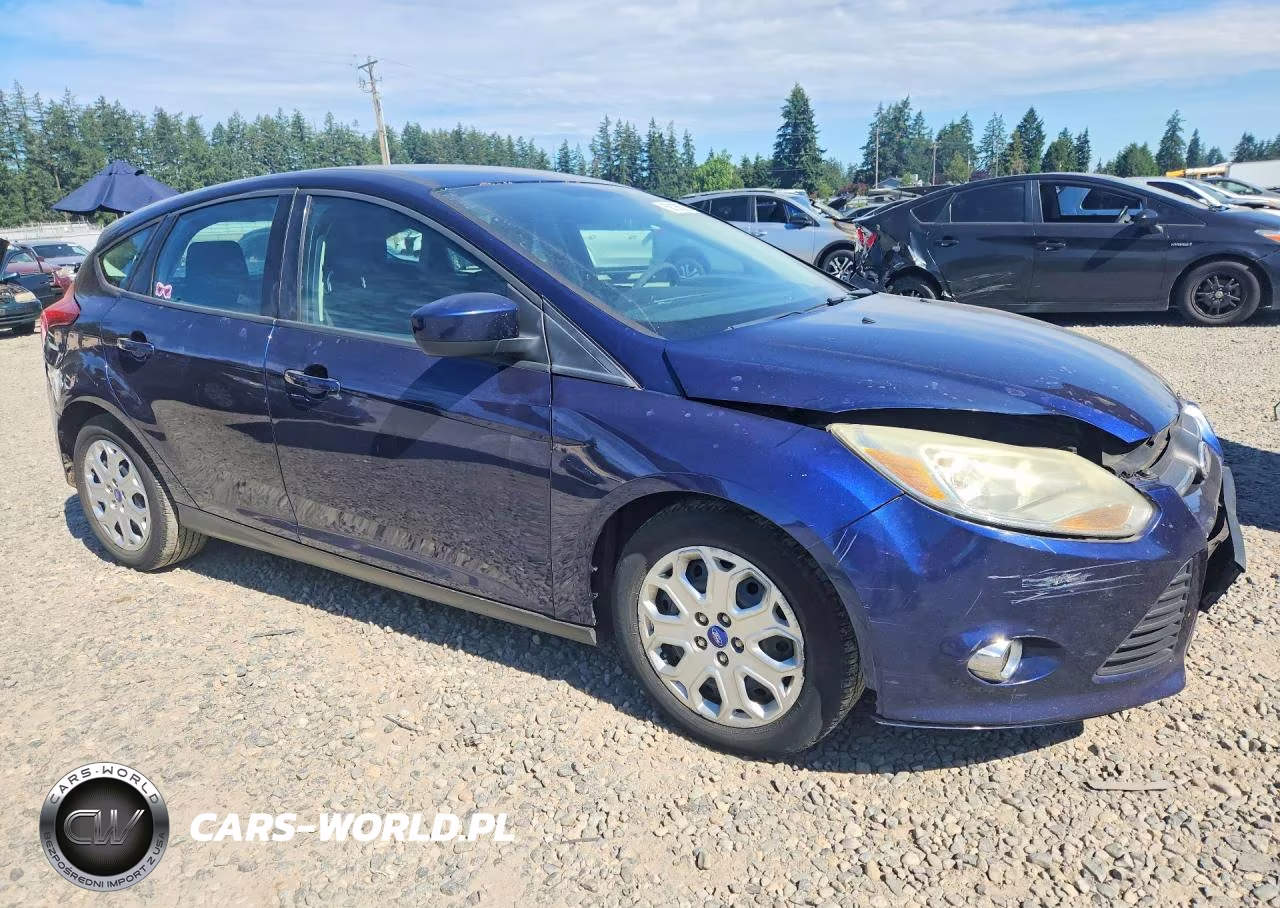 2012 Ford Focus Se VIN:1FAHP3K26CL112356 - 4