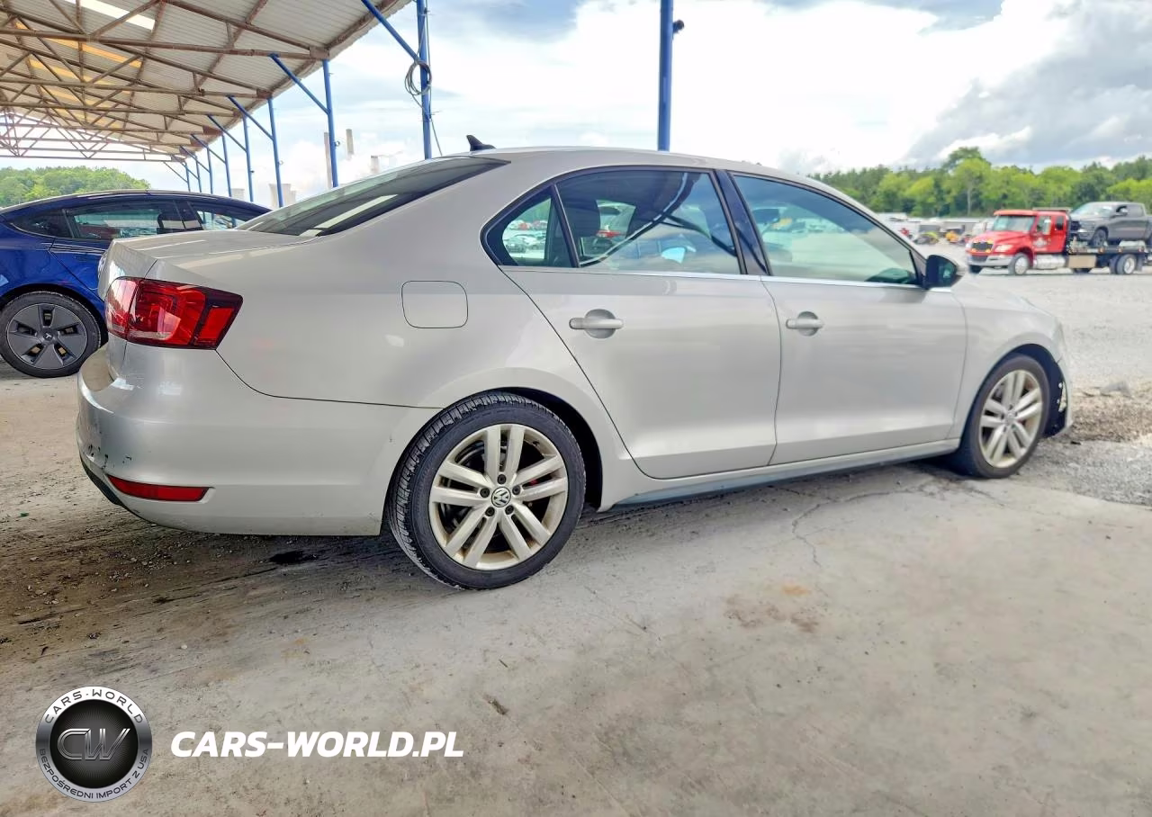 2013 Volkswagen Jetta Gli VIN:3VW4T7AJ4DM306224 - 3