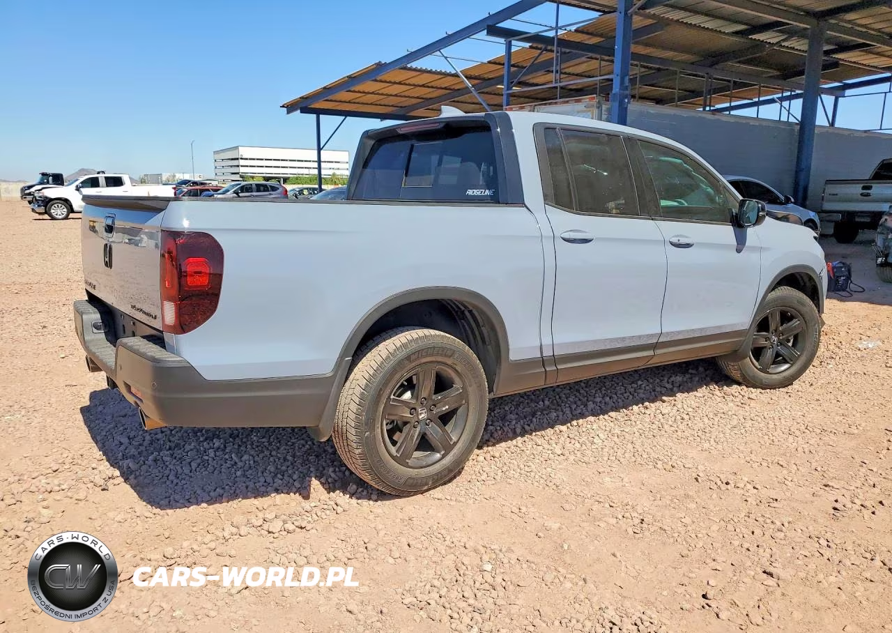 2022 Honda Ridgeline Black Edition VIN:5FPYK3F85NB024063 - 3