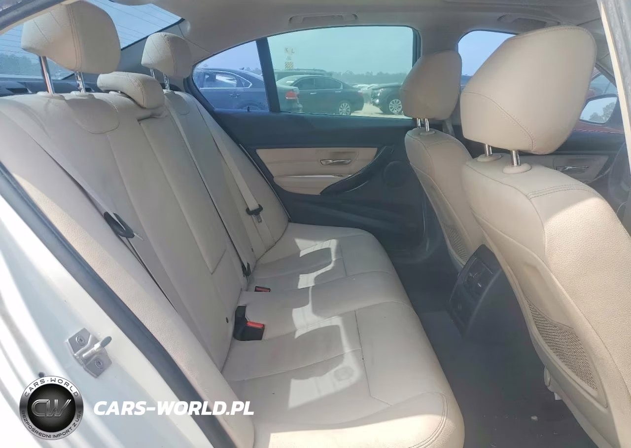 2016 BMW 320 I VIN:WBA8E1G54GNT37406 - 10