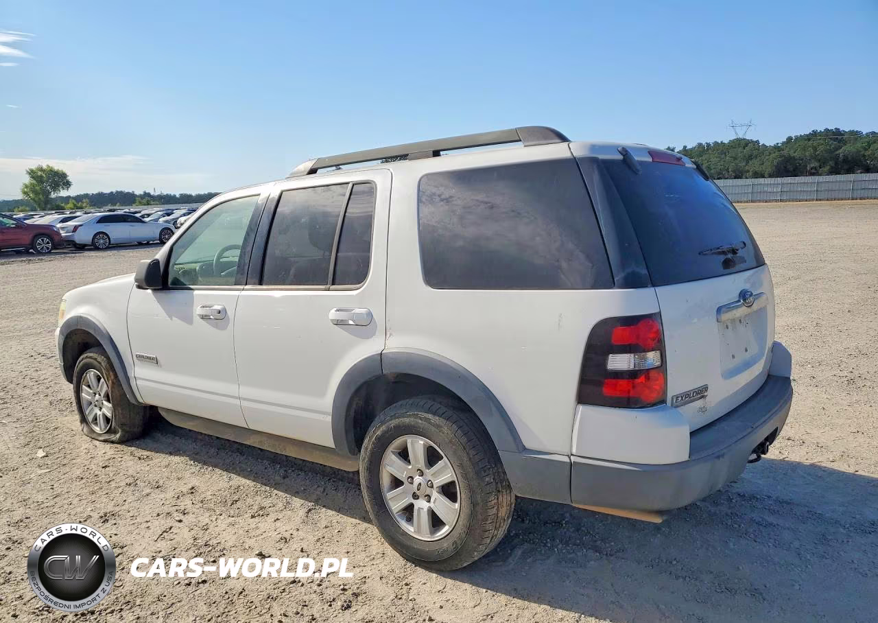 2007 Ford Explorer Xlt VIN:1FMEU63E97UB79058 - 2