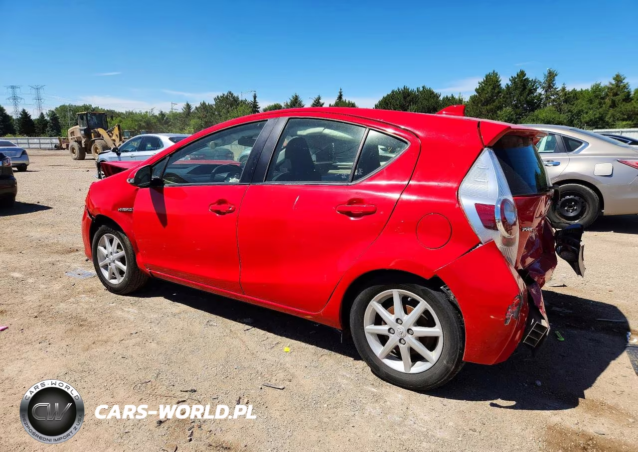 2014 Toyota Prius C Three VIN:JTDKDTB39E1085248 - 2