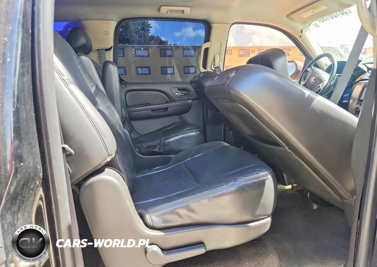 2007 GMC Yukon Xl C1500 VIN:1GKFC16007R375377 - 10