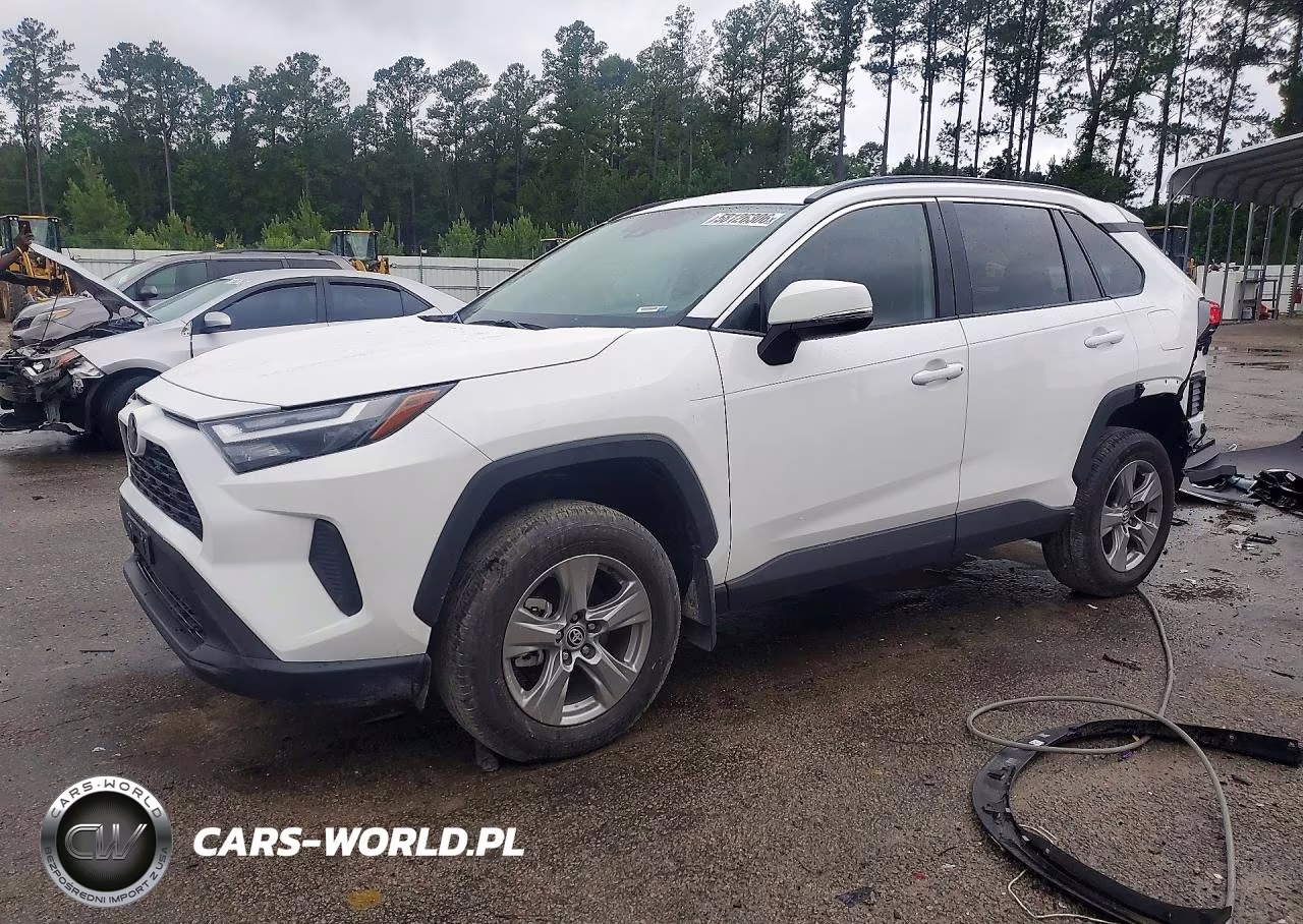 2024 Toyota Rav4 Xle – zdjęcie 1 z 14