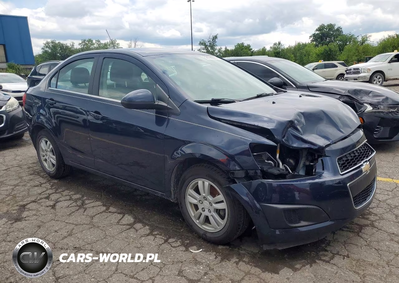 2015 Chevrolet Sonic Lt VIN:1G1JC5SH2F4130948 - 4