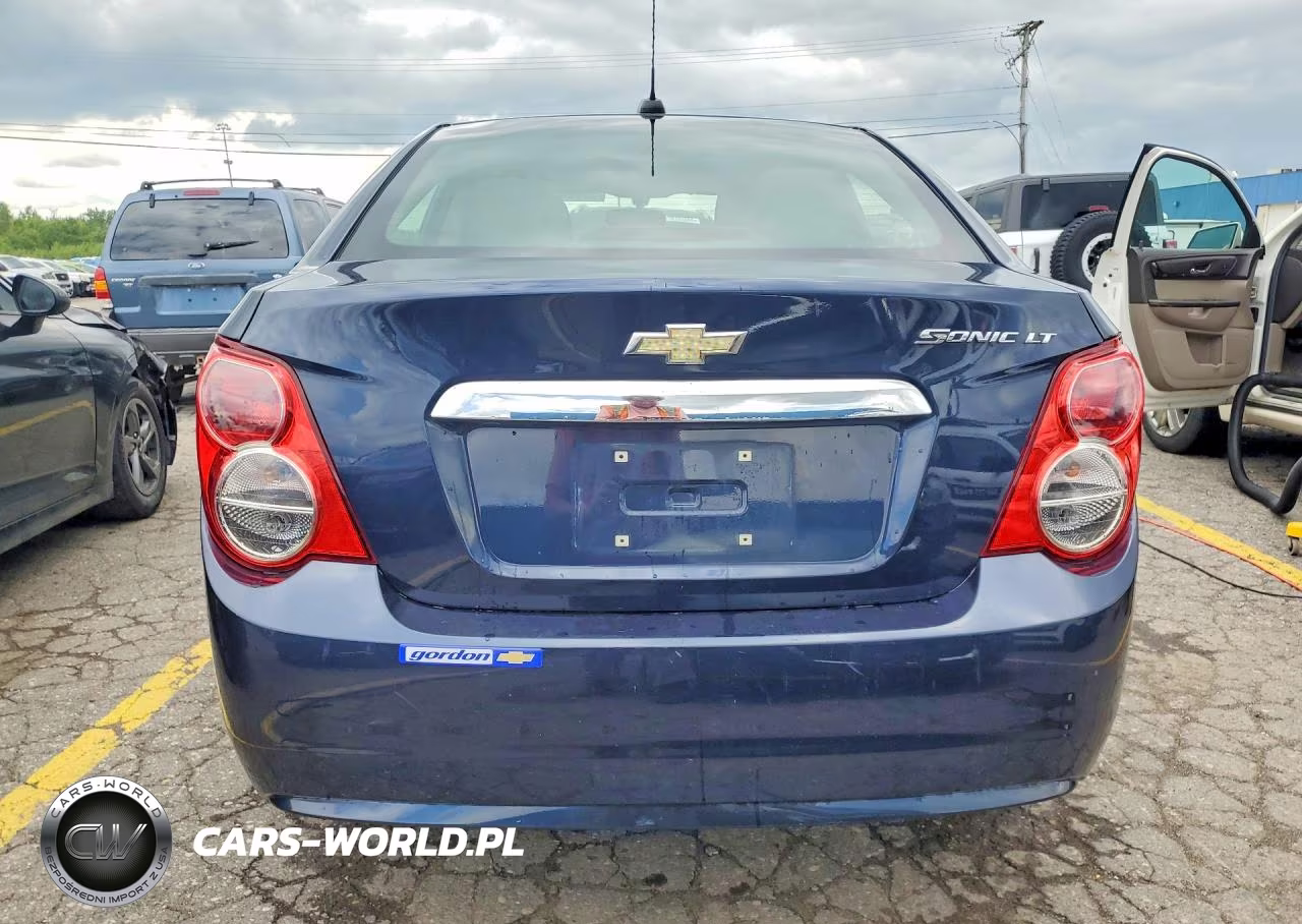 2015 Chevrolet Sonic Lt VIN:1G1JC5SH2F4130948 - 6