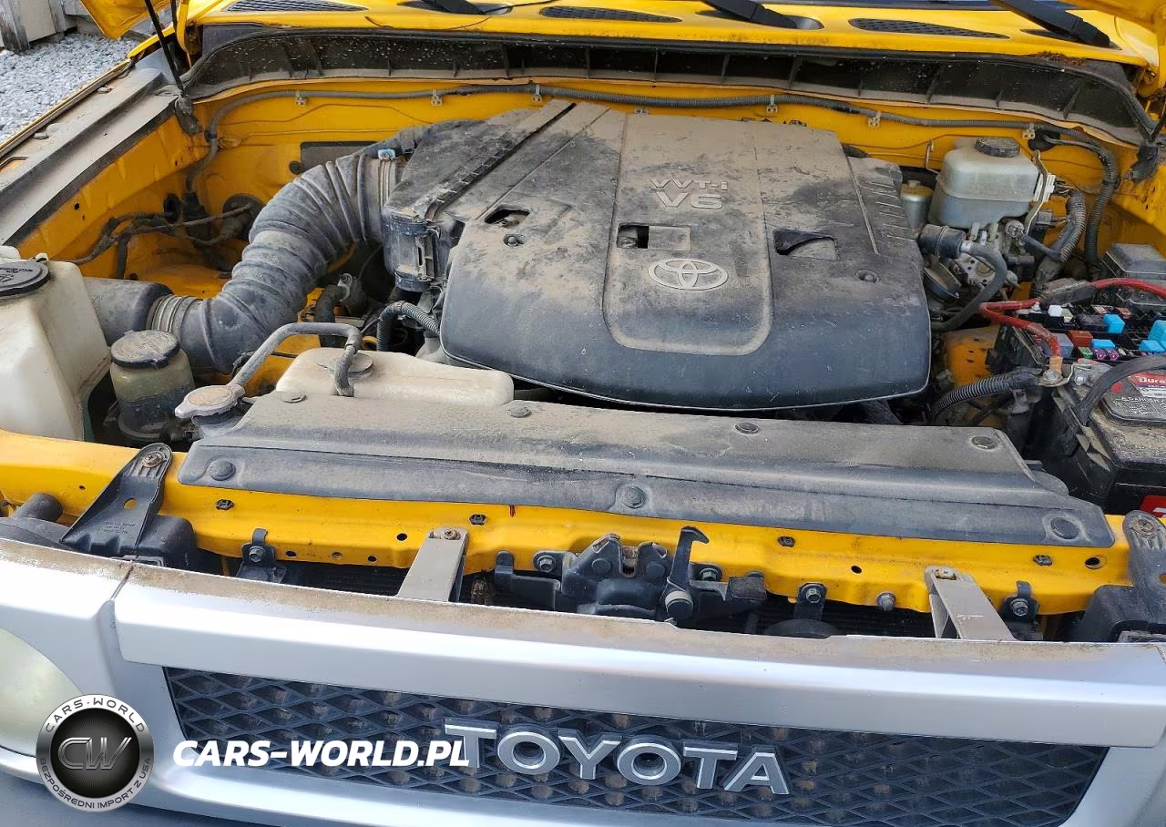 2007 Toyota Fj Cruiser Base VIN:JTEBU11F570101370 - 12