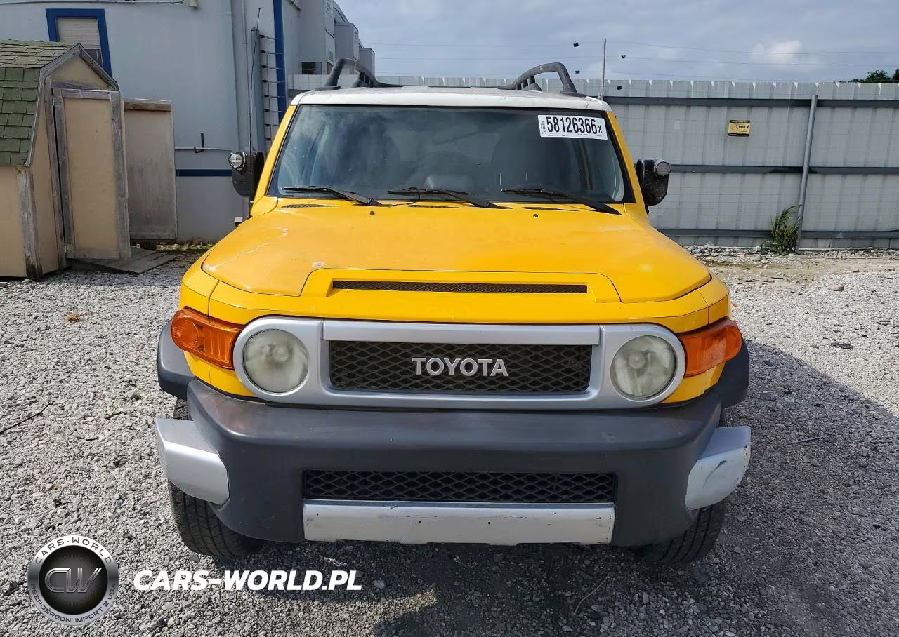 2007 Toyota Fj Cruiser Base VIN:JTEBU11F570101370 - 5