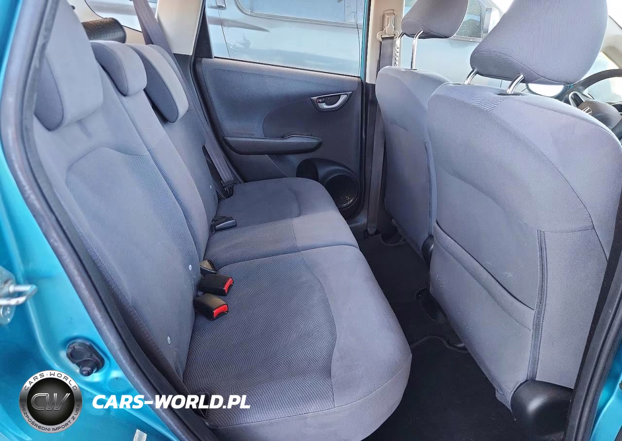 2012 Honda Fit VIN:JHMGE8H38CC009737 - 10