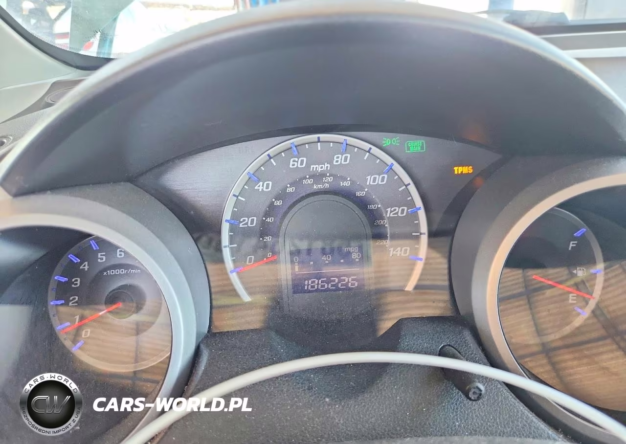 2012 Honda Fit VIN:JHMGE8H38CC009737 - 9
