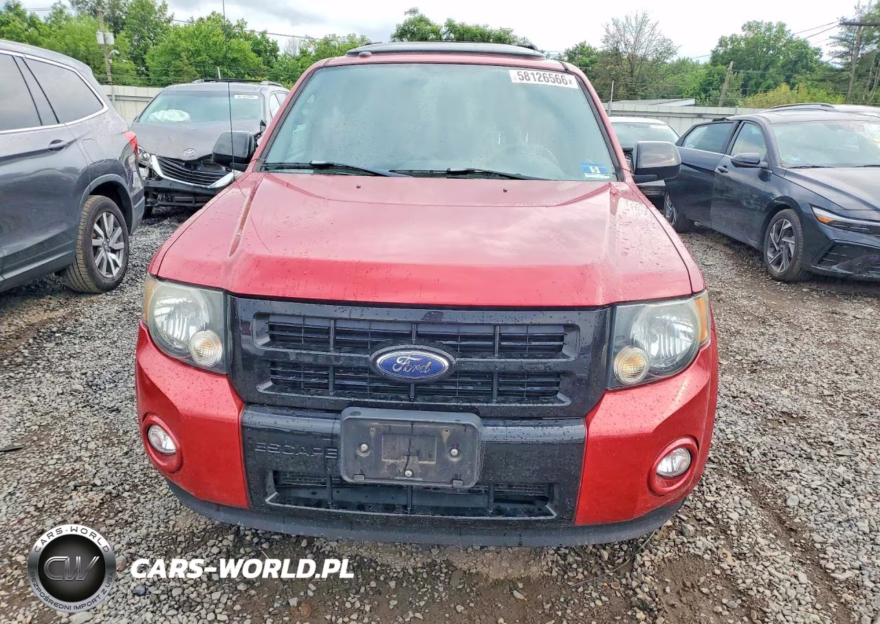 2010 Ford Escape Xlt VIN:1FMCU0D75AKA54307 - 5