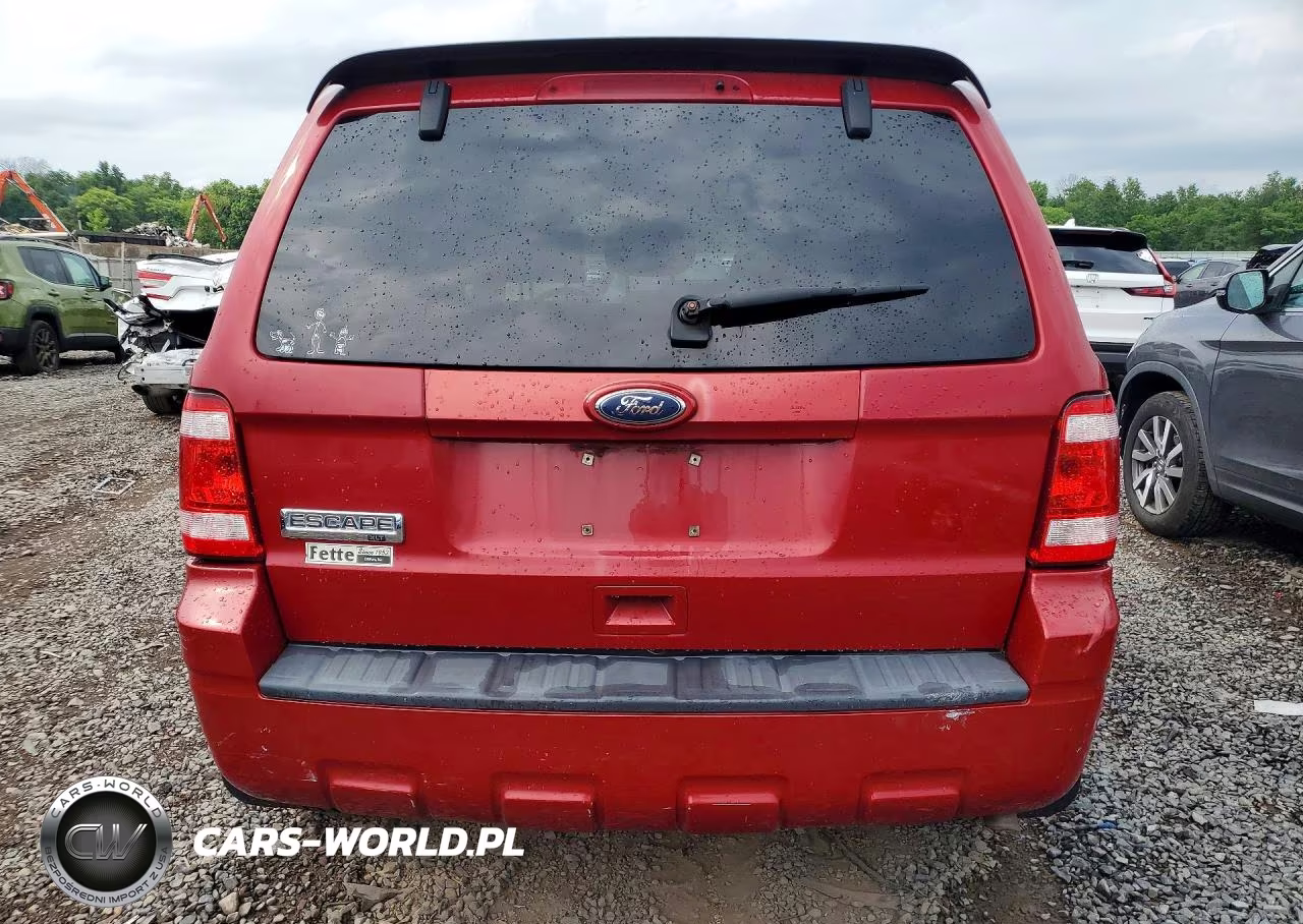 2010 Ford Escape Xlt VIN:1FMCU0D75AKA54307 - 6