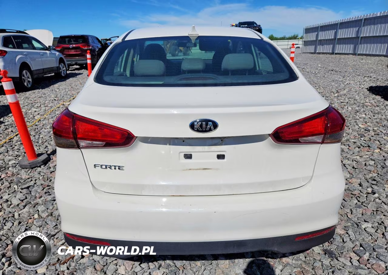 2017 Kia Forte Lx VIN:3KPFK4A75HE065159 - 6