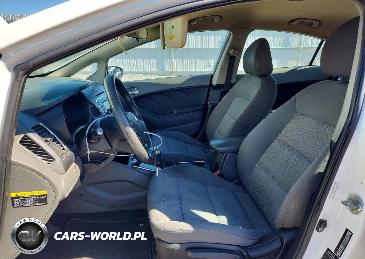 2017 Kia Forte Lx VIN:3KPFK4A75HE065159 - 7