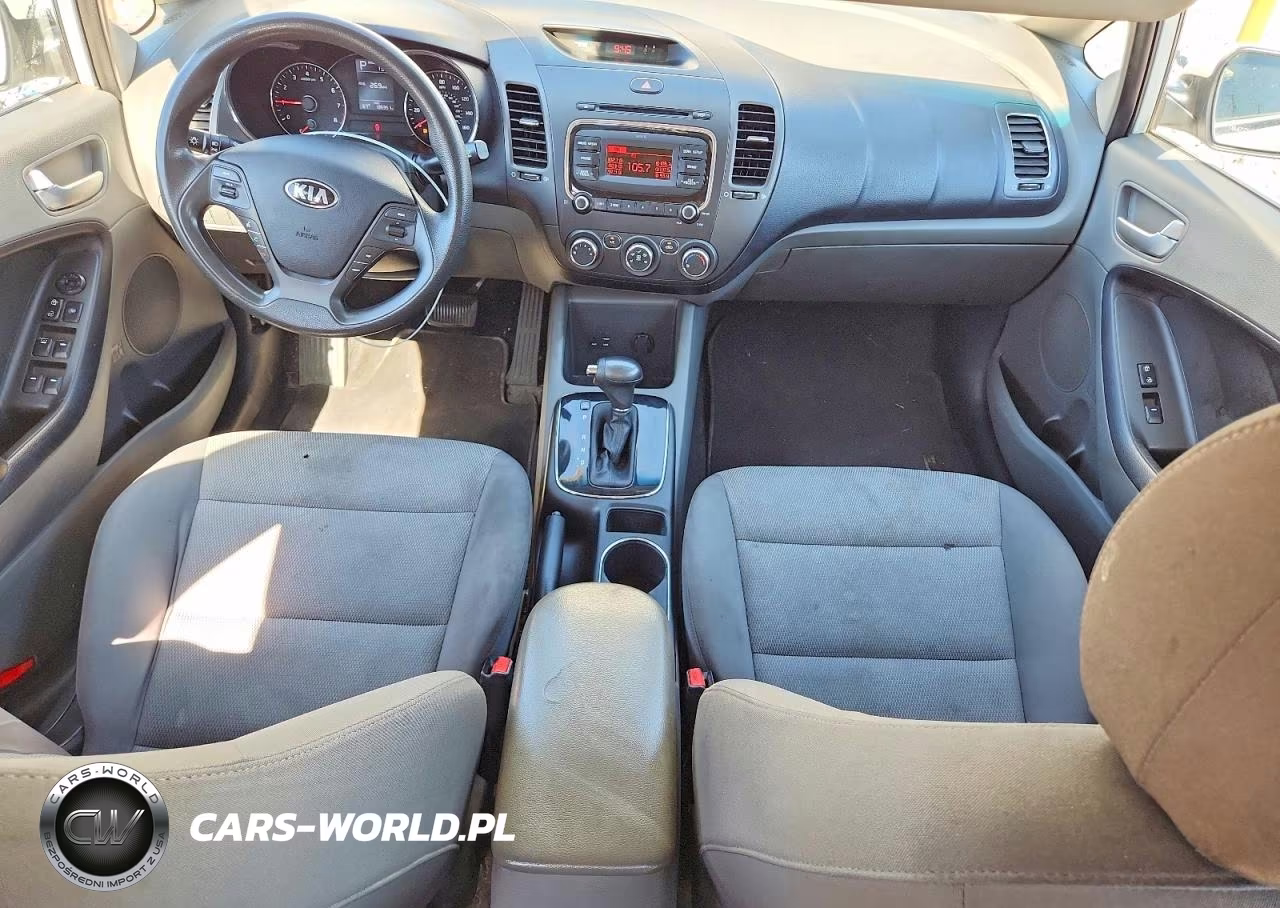 2017 Kia Forte Lx VIN:3KPFK4A75HE065159 - 8