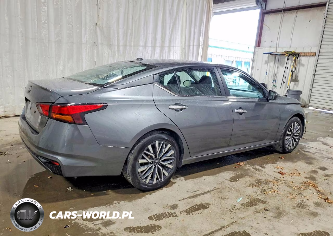 2025 Nissan Altima Sv VIN:1N4BL4DV7SN389504 - 3