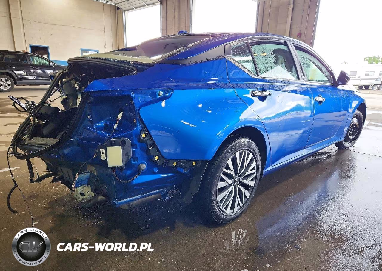 2025 Nissan Altima Sv VIN:1N4BL4DV7SN304533 - 3