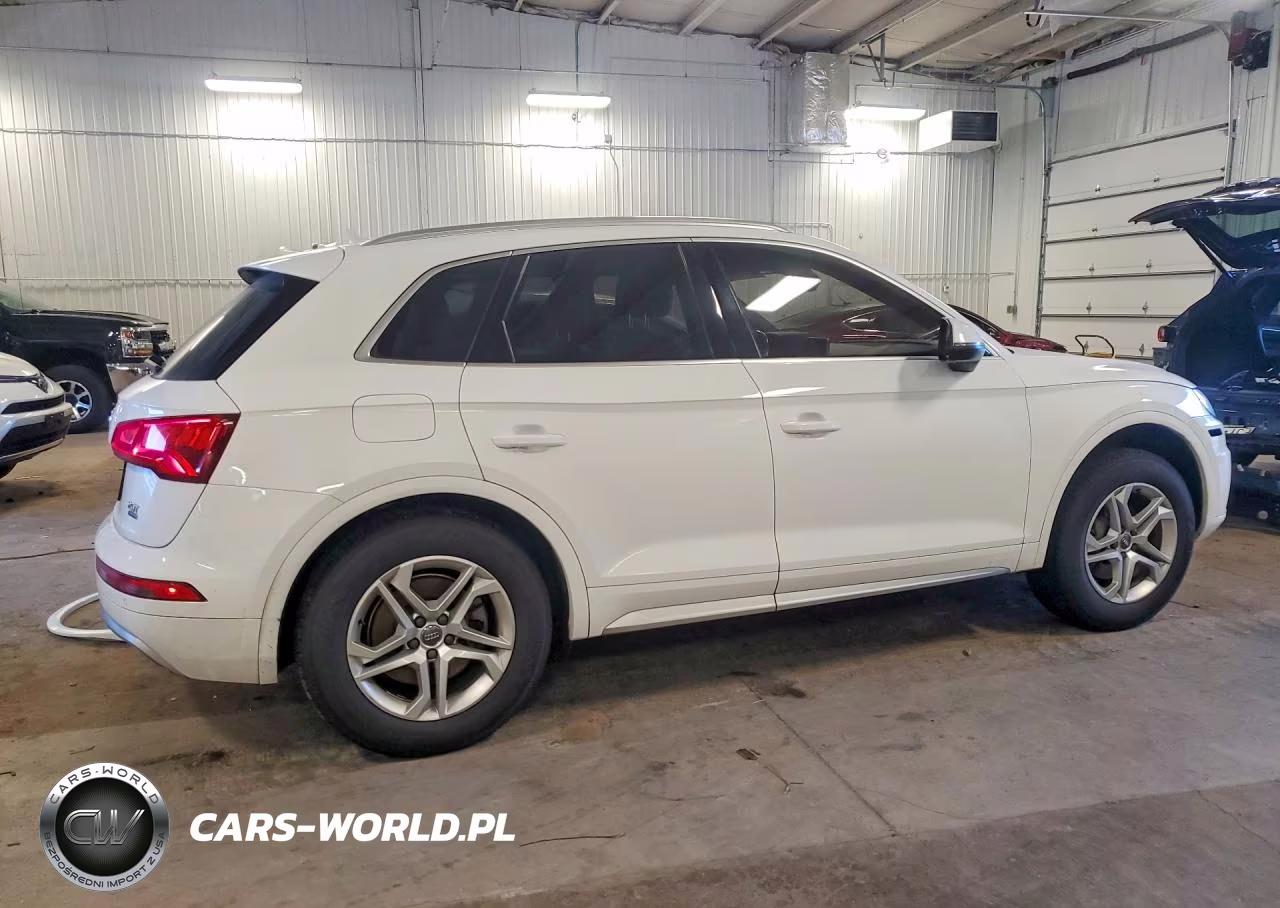 2018 Audi Q5 Premium Plus VIN:WA1BNAFY7J2174533 - 3