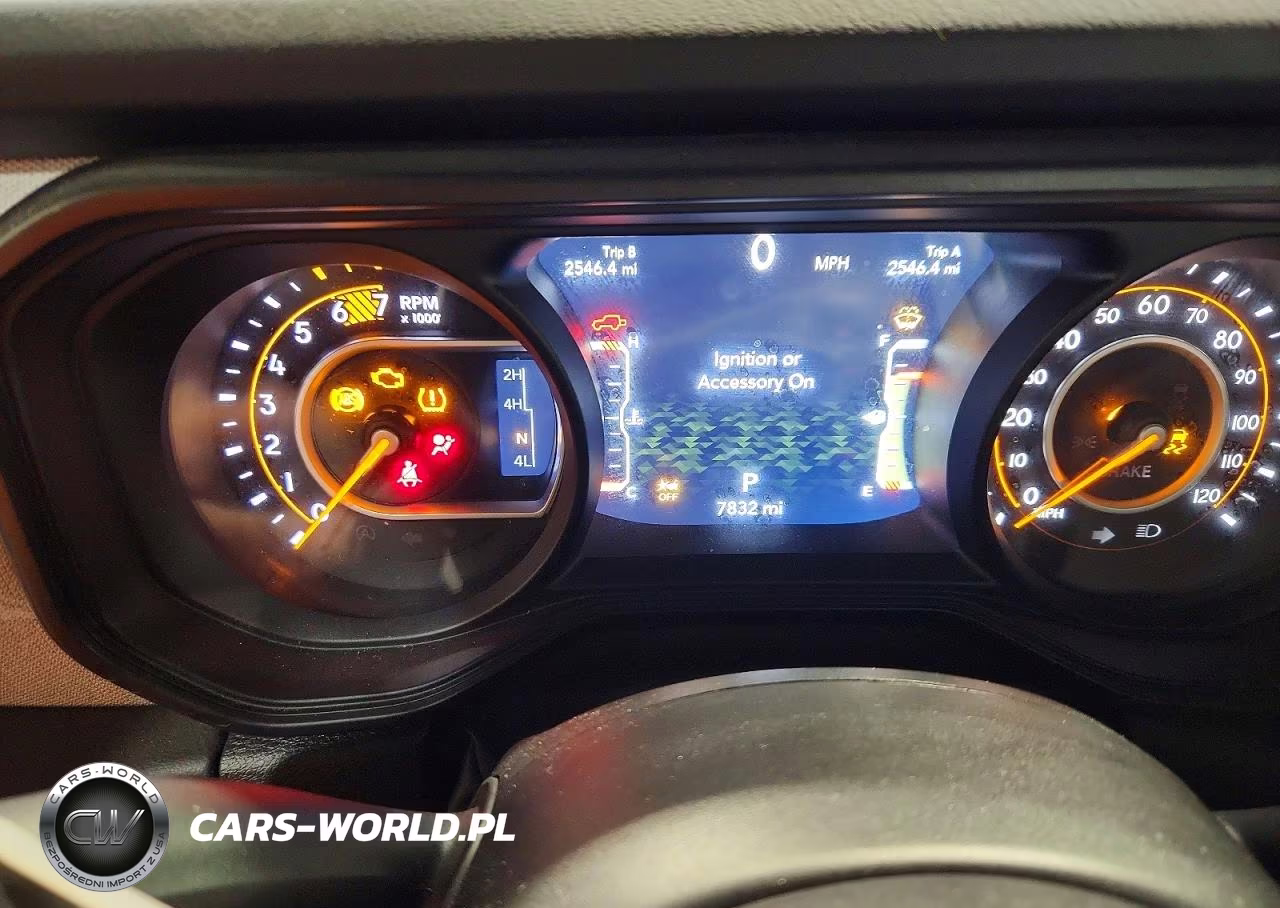2026 Jeep Wrangler Sahara VIN:1C4PJXEG3TW255110 - 9