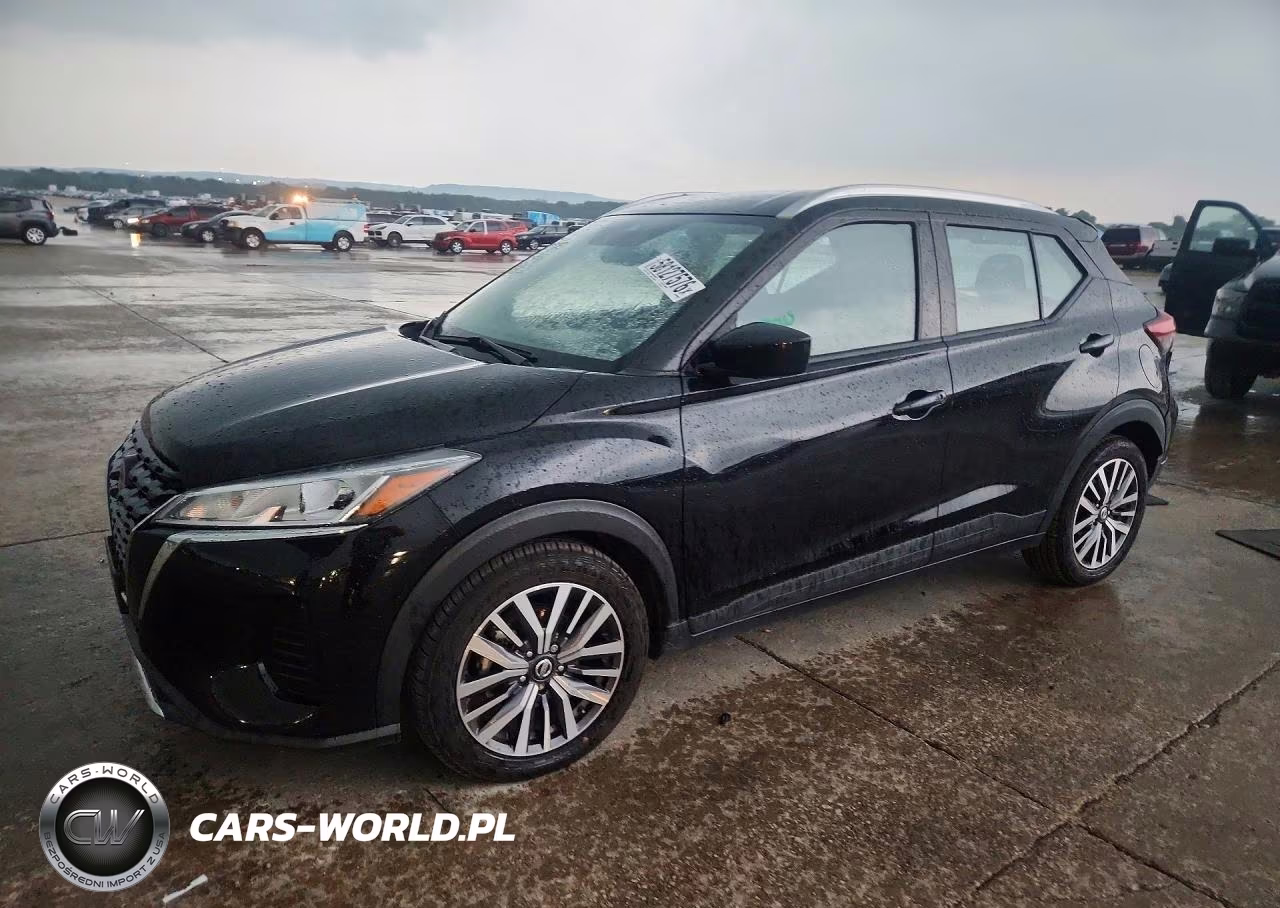 2021 Nissan Kicks Sv