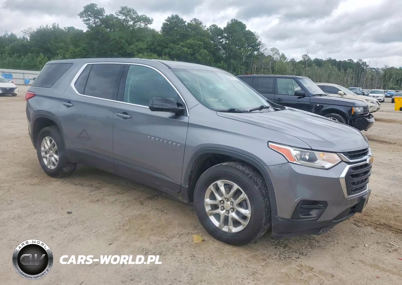 2020 Chevrolet Traverse Ls VIN:1GNERFKW6LJ281789 - 4