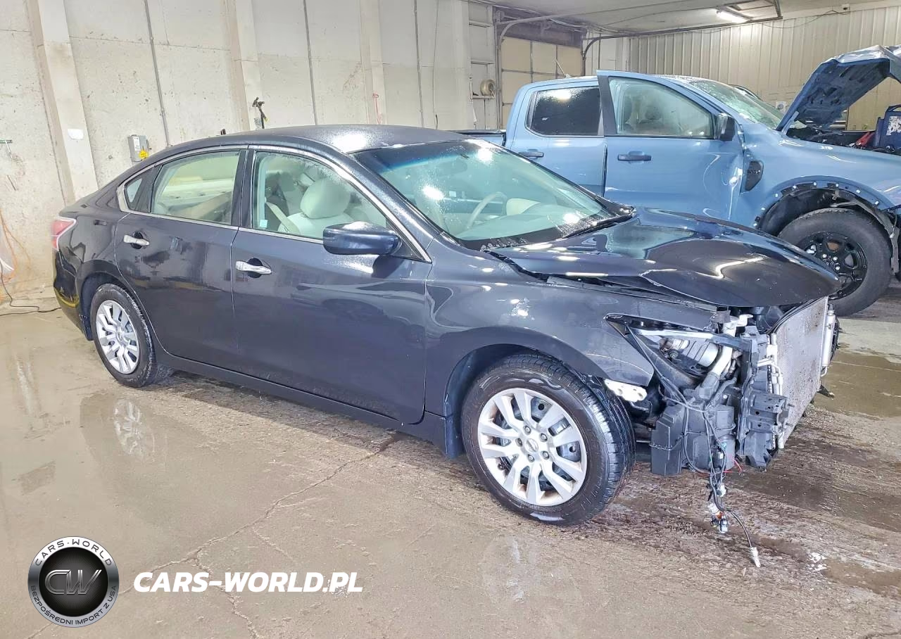 2013 Nissan Altima 2.5 VIN:1N4AL3AP9DC232194 - 4