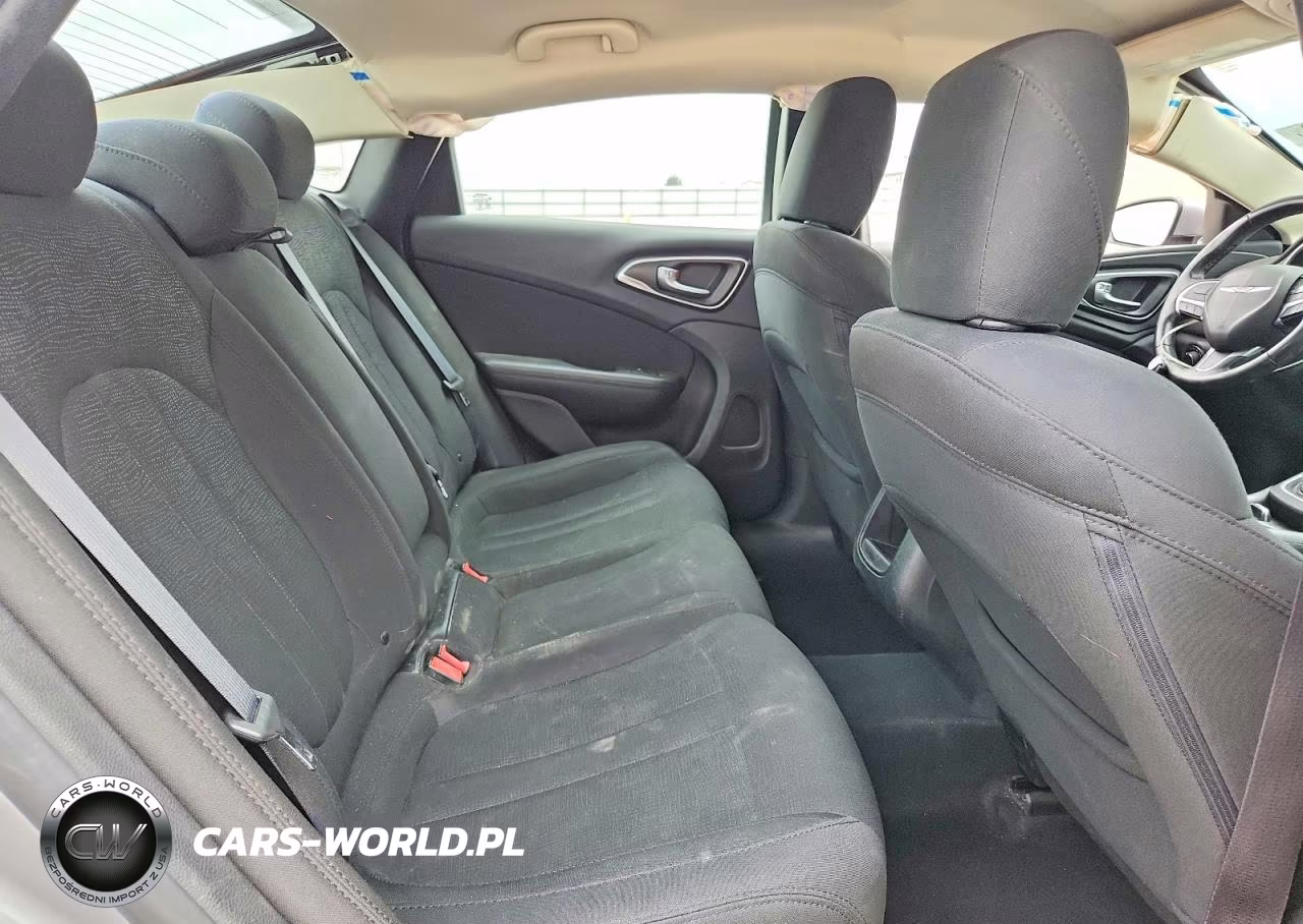 2016 Chrysler 200 Limited VIN:1C3CCCABXGN126387 - 10