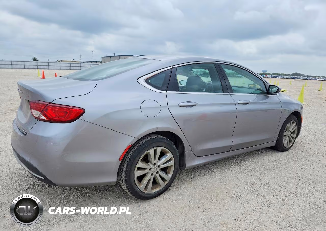 2016 Chrysler 200 Limited VIN:1C3CCCABXGN126387 - 3