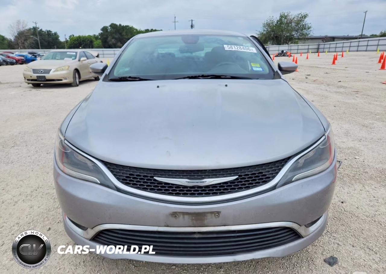 2016 Chrysler 200 Limited VIN:1C3CCCABXGN126387 - 5